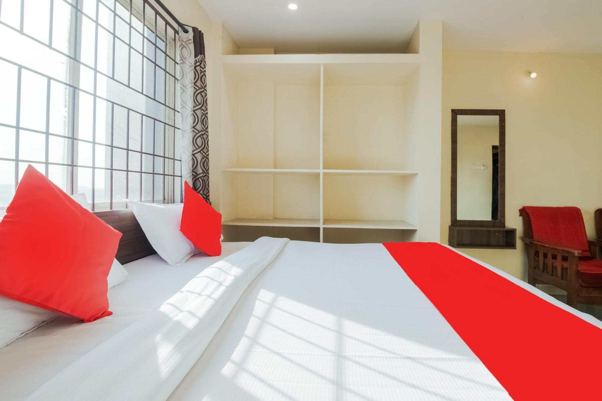 Hotel O Anu Grand Visakhapatnam Ngoại thất bức ảnh